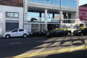 FEDERACION NACIONAL de PEONES de TAXIS de la REPUBLICA DE ARGENTINA