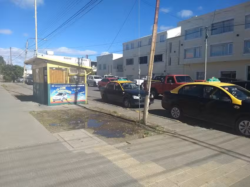 Parada De Taxi 400 Departamentos N- 5