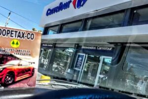 Parada de taxi Carrefour de Coopetax-Co