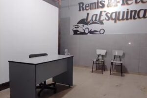 Remis & Fletes La Esquina