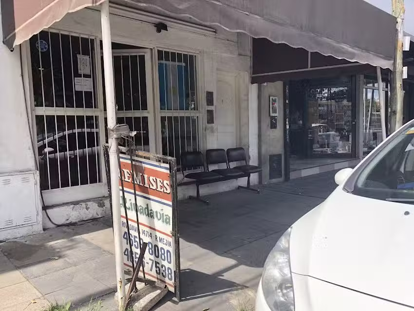 Remises Rivadavia y Servicio de envios