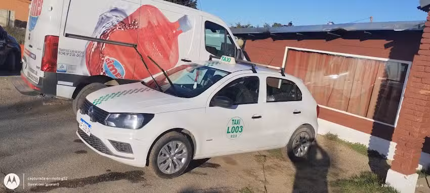 taxi Dina Huapi m&oacute;vil 009