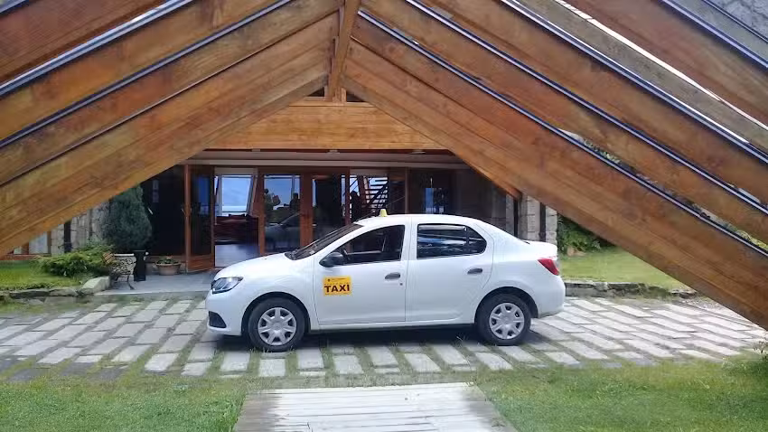 Taxi o Combi Familiar Aeropuerto