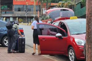 “Traslados Cataratas del Iguazú” Taxi y Remises Puerto Iguazú